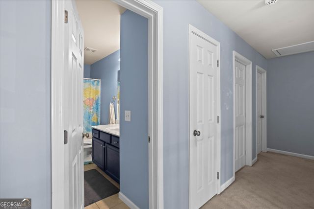 4122 Pond Edge Road, Snellville, GA 30039
