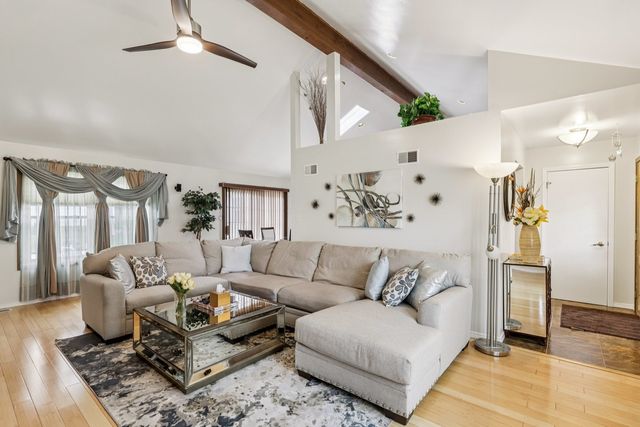 22646 Lawndale Avenue, Richton Park, IL 60471