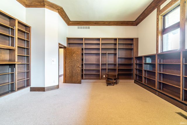 124 E Rush Street, Kendallville, IN 46755