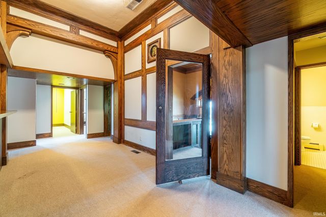 124 E Rush Street, Kendallville, IN 46755