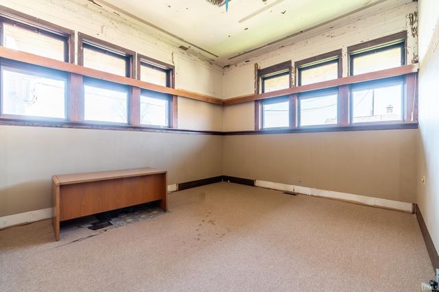 124 E Rush Street, Kendallville, IN 46755
