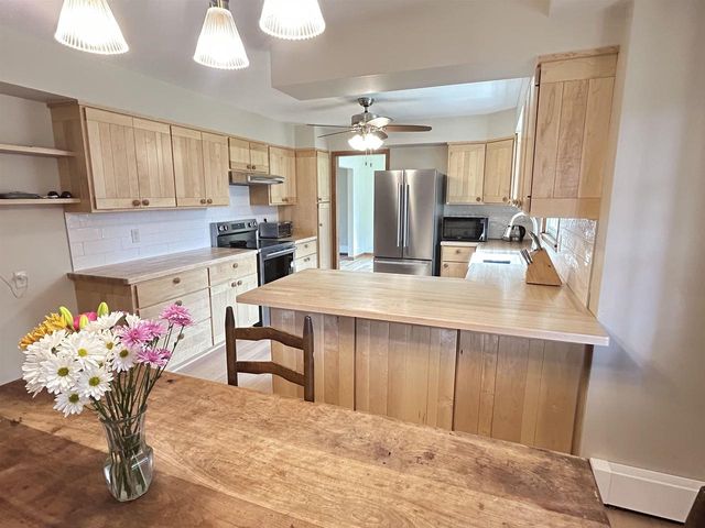 W2268 LEDGEVIEW ROAD, Green Lake, WI 54941