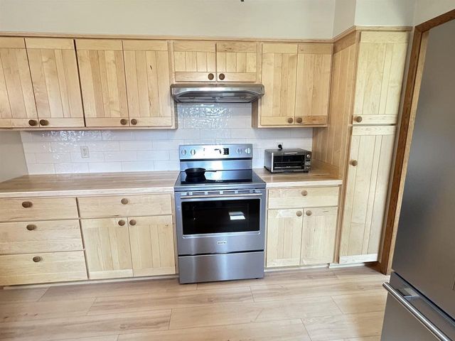 W2268 LEDGEVIEW ROAD, Green Lake, WI 54941