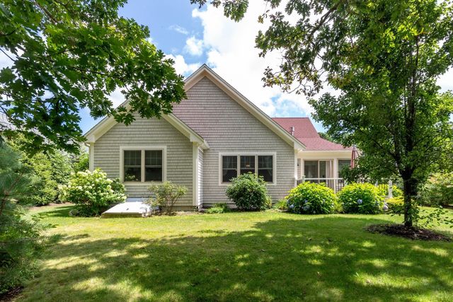 15 Southview Way, Plymouth, MA 02360