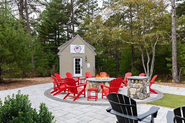15 Southview Way, Plymouth, MA 02360