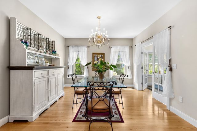 15 Southview Way, Plymouth, MA 02360