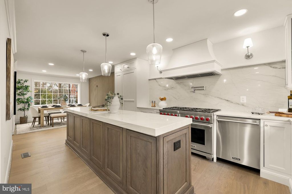 4827 SEDGWICK ST NW, Washington, DC 20016