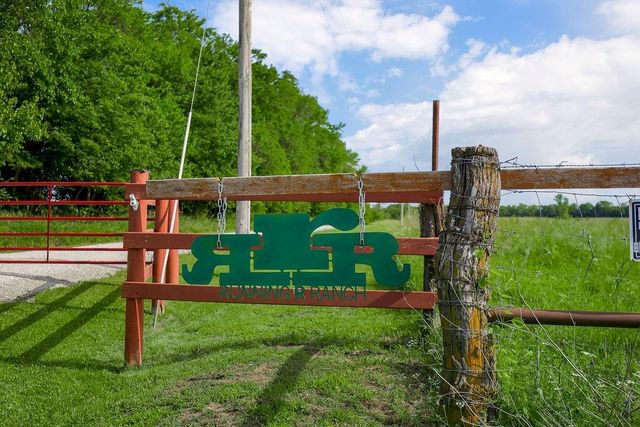 1949 N 900th Road, Eudora, KS 66025