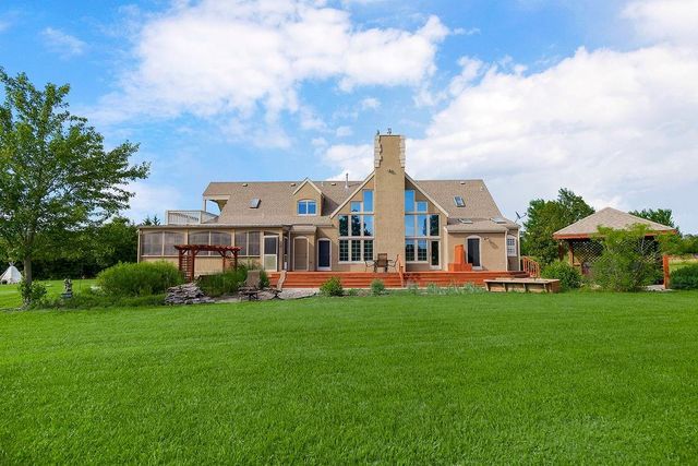 1949 N 900th Road, Eudora, KS 66025