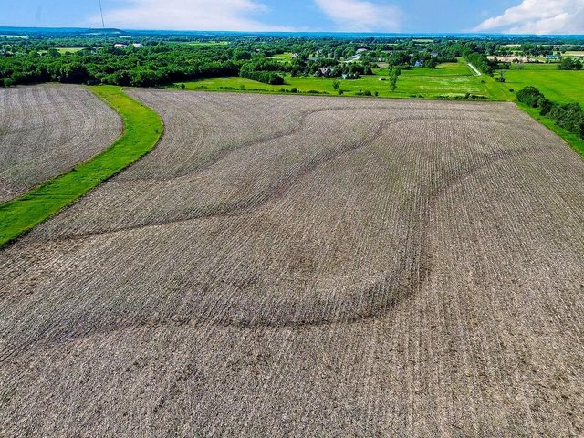1949 N 900th Road, Eudora, KS 66025
