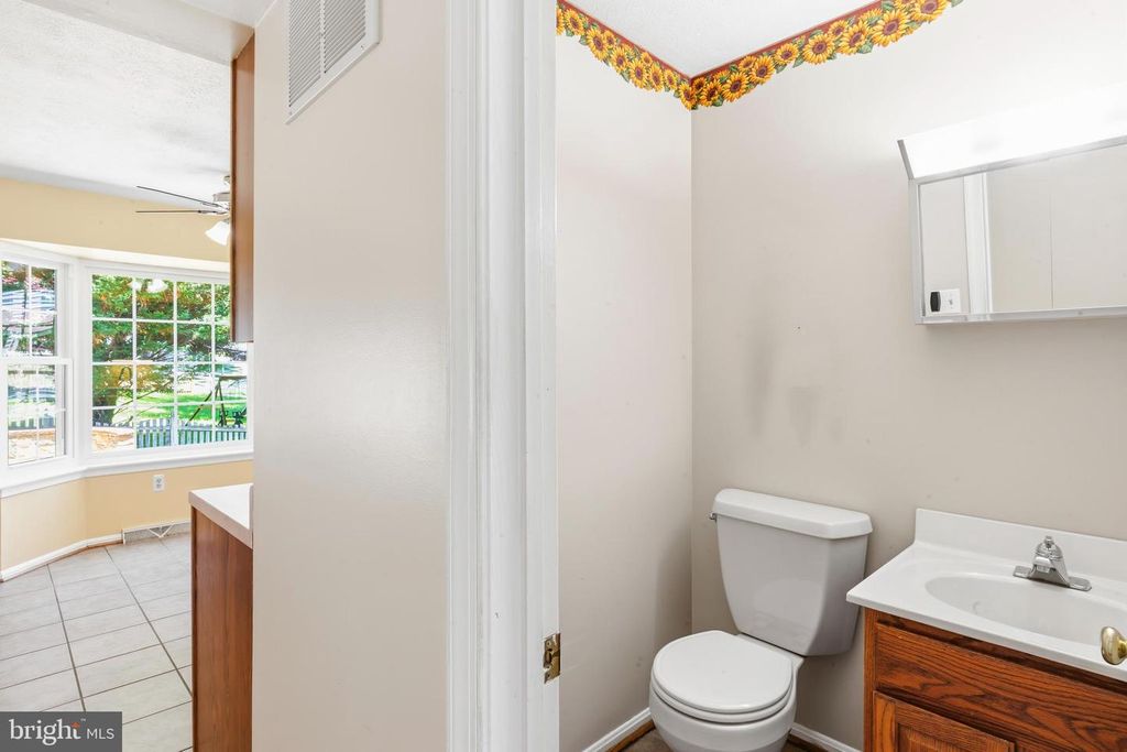 Image 11 of property listing at 6560 ABRAHAM CT, Eldersburg, MD 21784