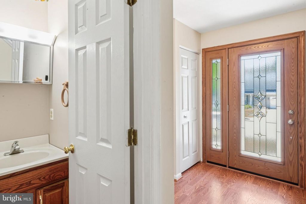 Image 12 of property listing at 6560 ABRAHAM CT, Eldersburg, MD 21784