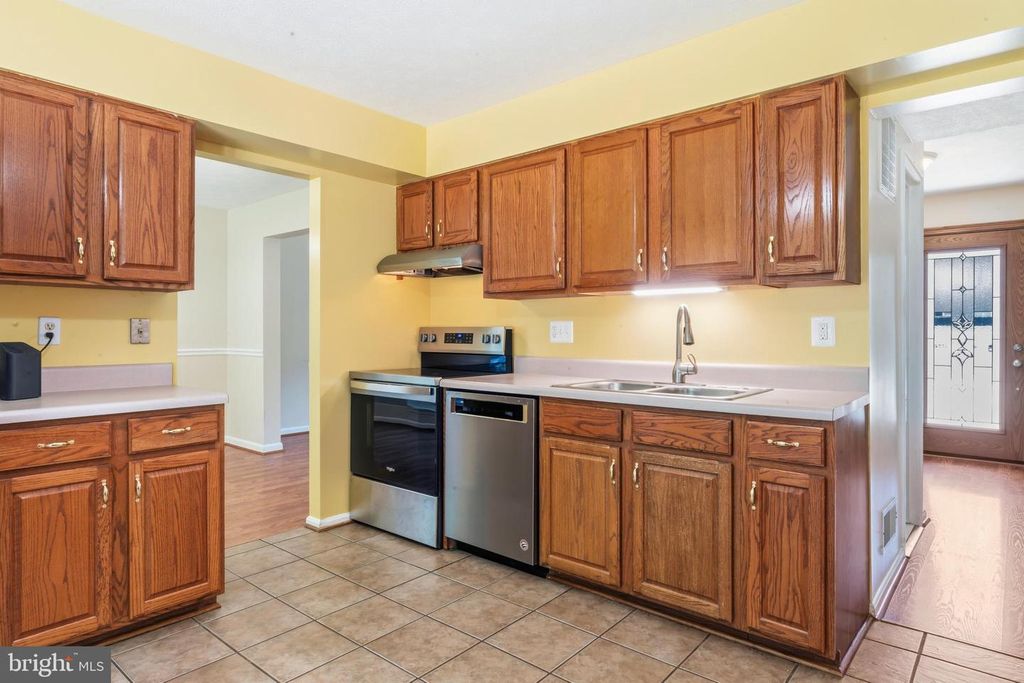 Image 22 of property listing at 6560 ABRAHAM CT, Eldersburg, MD 21784