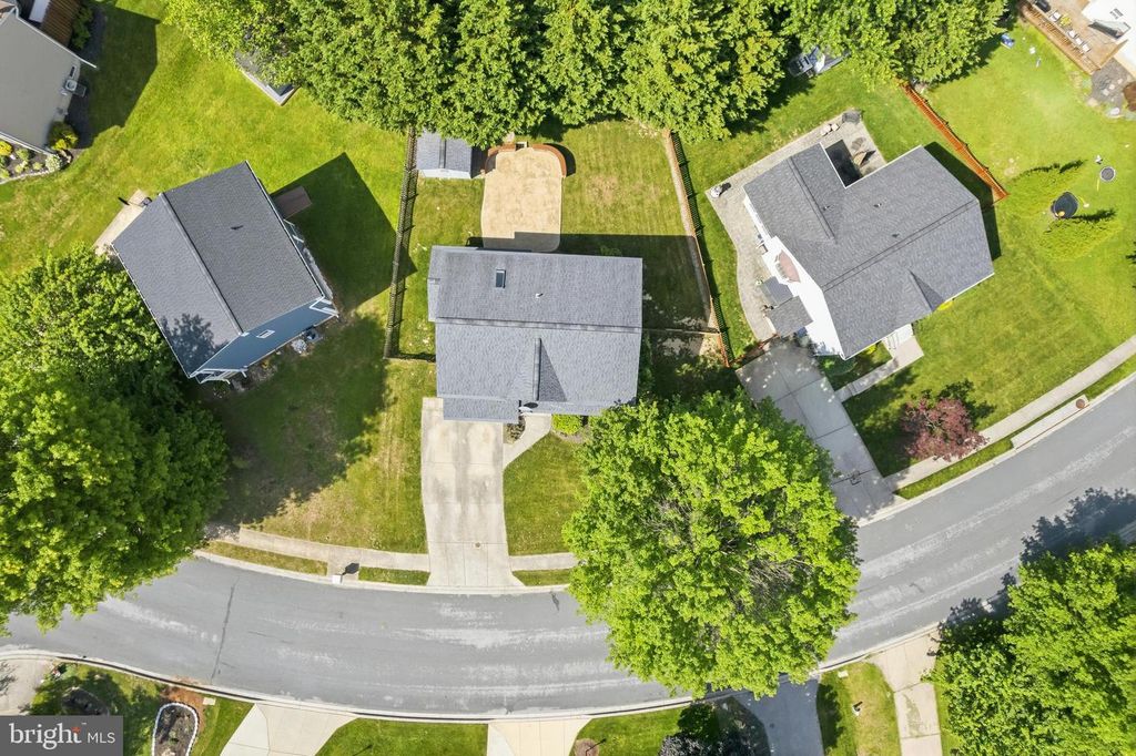 Image 66 of property listing at 6560 ABRAHAM CT, Eldersburg, MD 21784