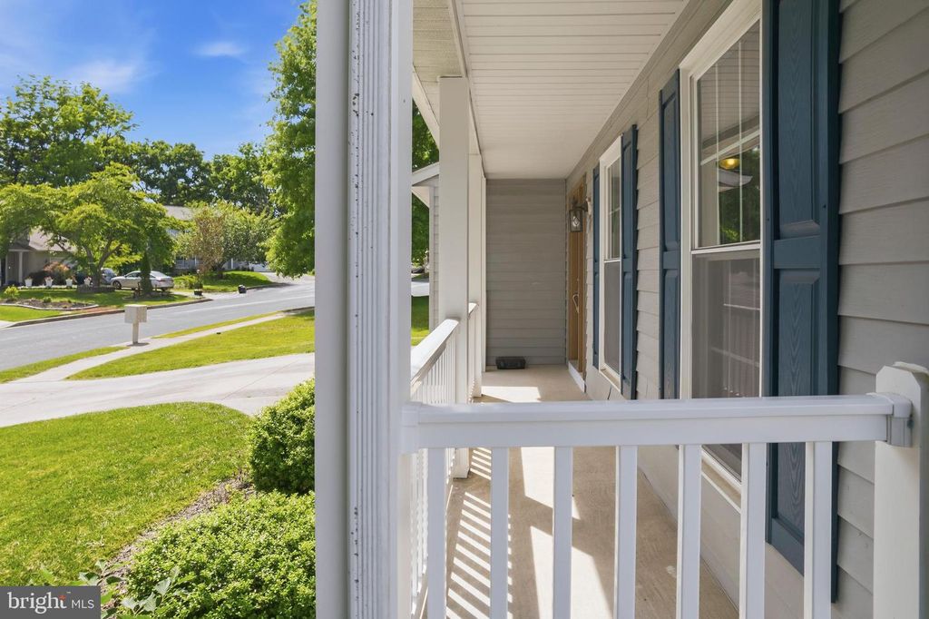 Image 7 of property listing at 6560 ABRAHAM CT, Eldersburg, MD 21784