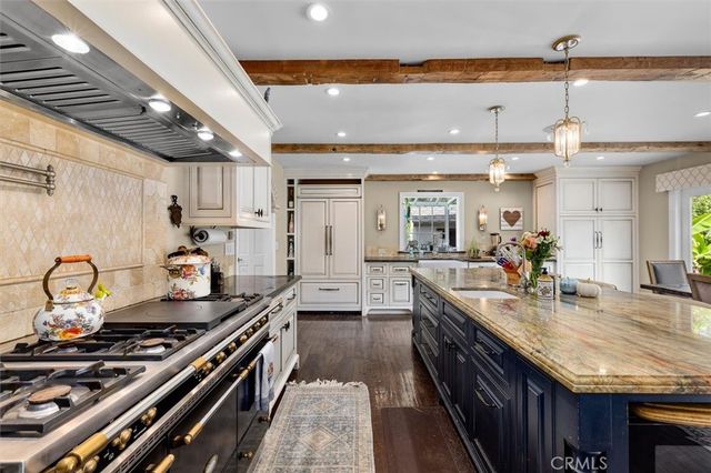 24 Buckskin Lane, Rolling Hills Estates, CA 90274