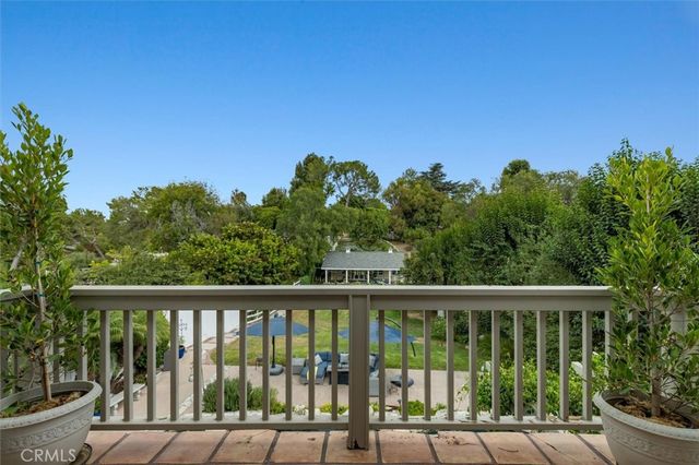 24 Buckskin Lane, Rolling Hills Estates, CA 90274