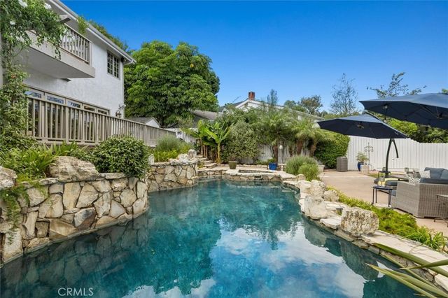 24 Buckskin Lane, Rolling Hills Estates, CA 90274