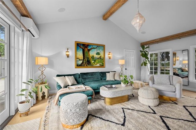 24 Buckskin Lane, Rolling Hills Estates, CA 90274
