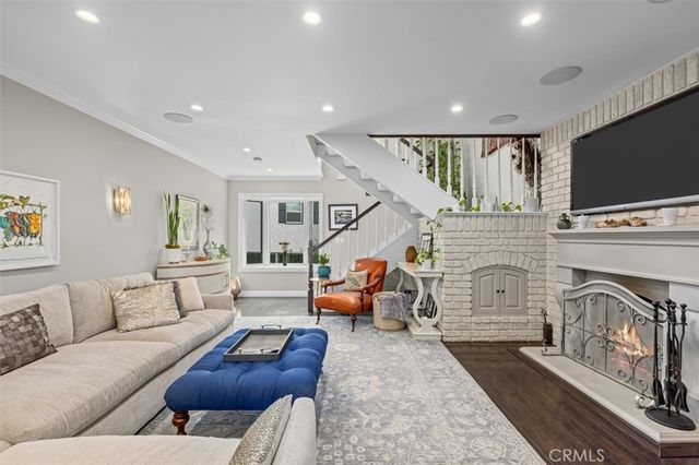 24 Buckskin Lane, Rolling Hills Estates, CA 90274