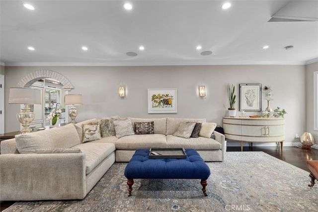 24 Buckskin Lane, Rolling Hills Estates, CA 90274