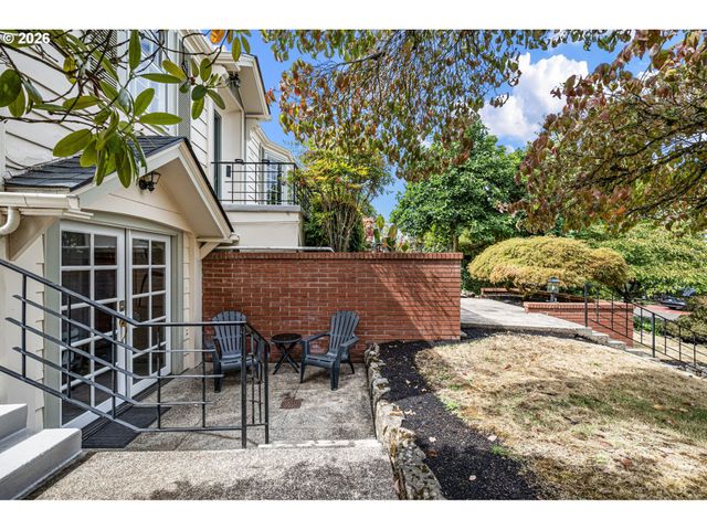 158 W 21ST Ave, Eugene, OR 97405