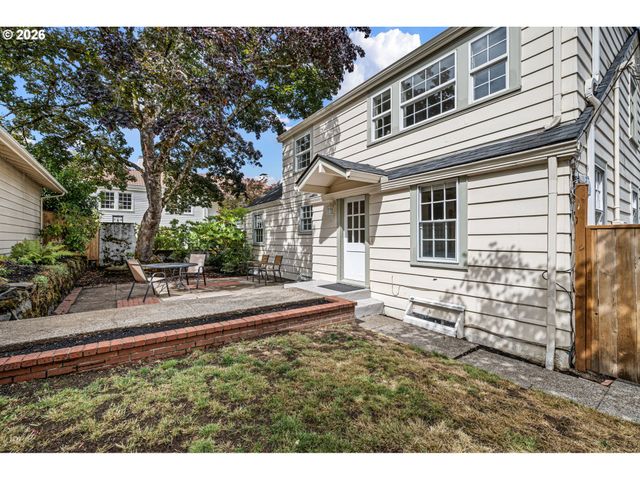 158 W 21ST Ave, Eugene, OR 97405