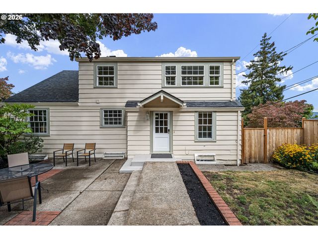 158 W 21ST Ave, Eugene, OR 97405