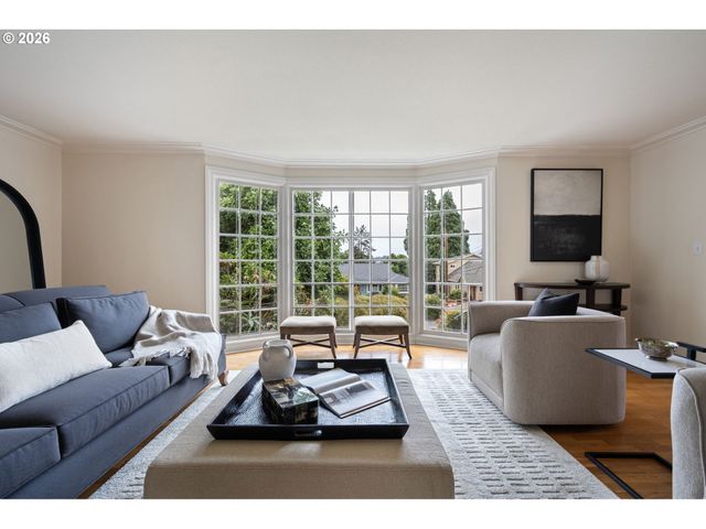 158 W 21ST Ave, Eugene, OR 97405