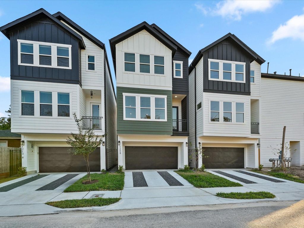 1206 Moody Street, Houston, TX 77009