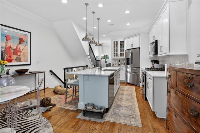 3552 Roswell Road NW, Atlanta, GA 30305