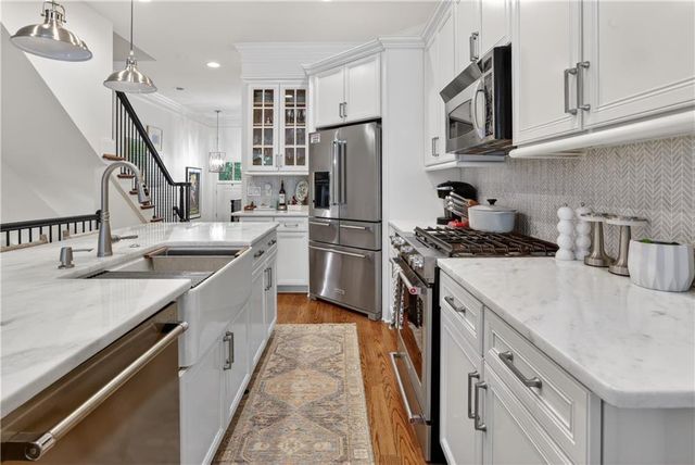 3552 Roswell Road NW, Atlanta, GA 30305