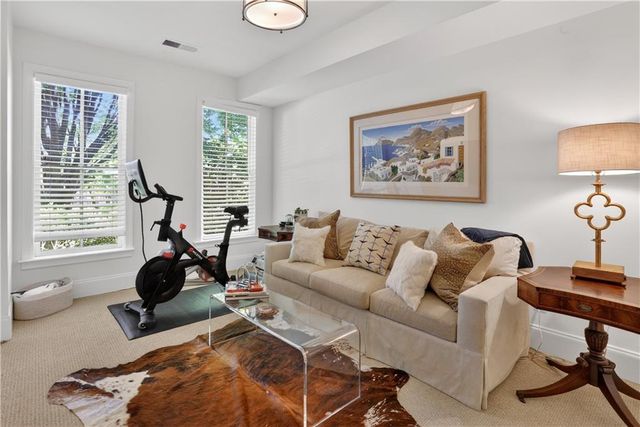 3552 Roswell Road NW, Atlanta, GA 30305