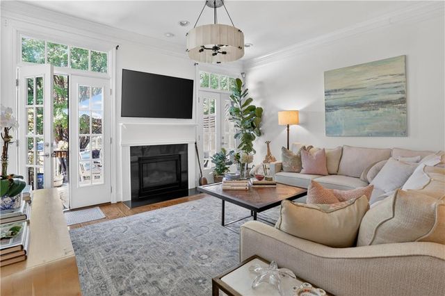 3552 Roswell Road NW, Atlanta, GA 30305
