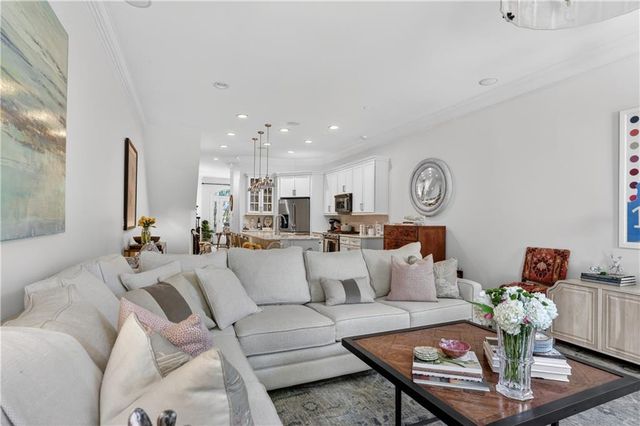 3552 Roswell Road NW, Atlanta, GA 30305