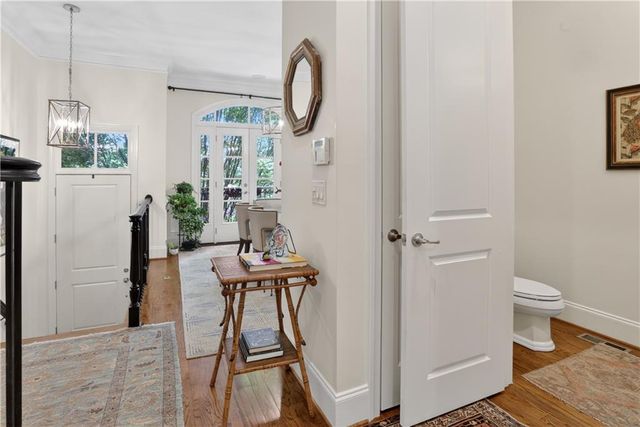 3552 Roswell Road NW, Atlanta, GA 30305