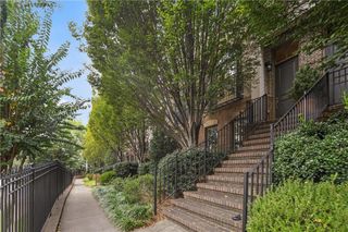 3552 Roswell Road NW, Atlanta, GA 30305