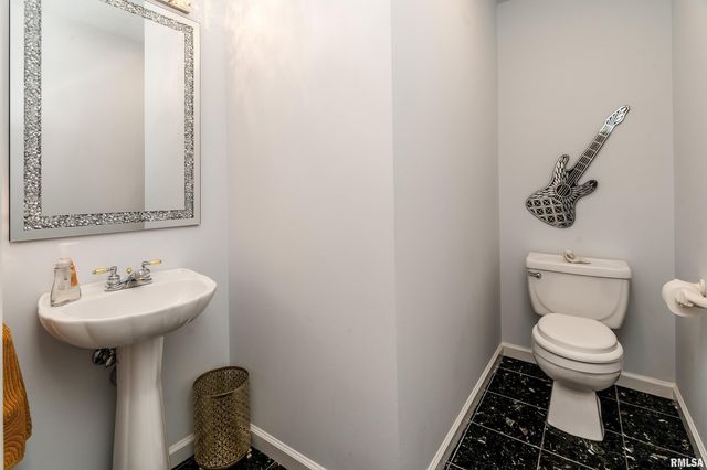 6381 Tyner Lane, Marion, IL 62959