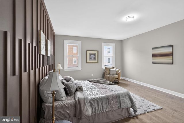 2030 S 6TH ST, Philadelphia, PA 19148