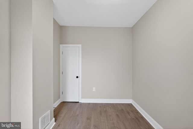 2030 S 6TH ST, Philadelphia, PA 19148