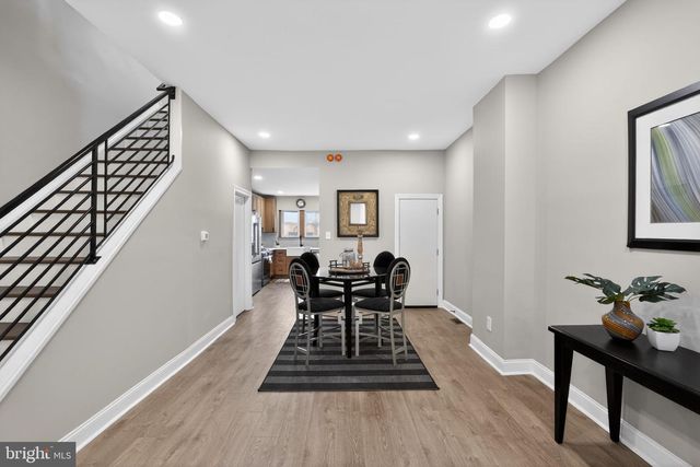 2030 S 6TH ST, Philadelphia, PA 19148