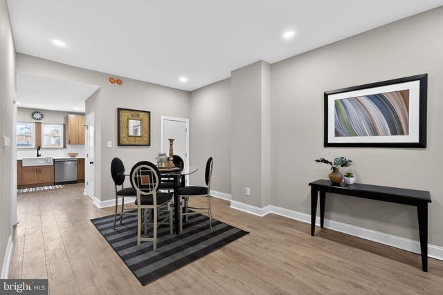 2030 S 6TH ST, Philadelphia, PA 19148