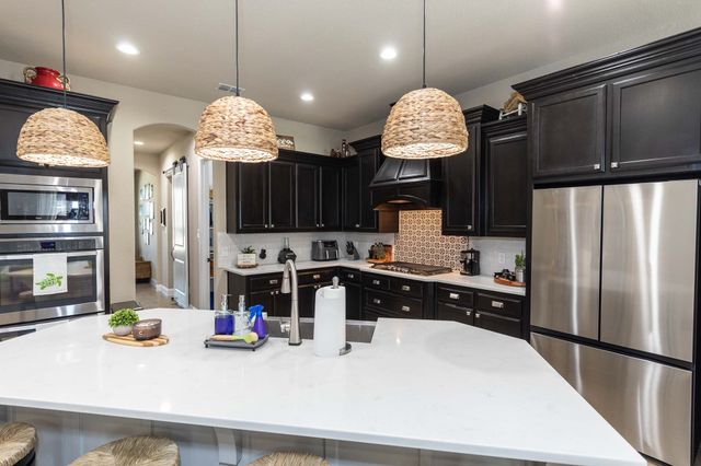 4500 Periwinkle Drive, Mansfield, TX 76063