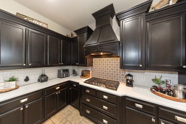 4500 Periwinkle Drive, Mansfield, TX 76063