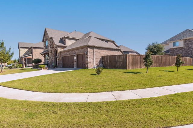 4500 Periwinkle Drive, Mansfield, TX 76063