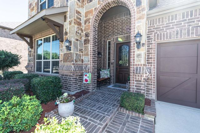 4500 Periwinkle Drive, Mansfield, TX 76063