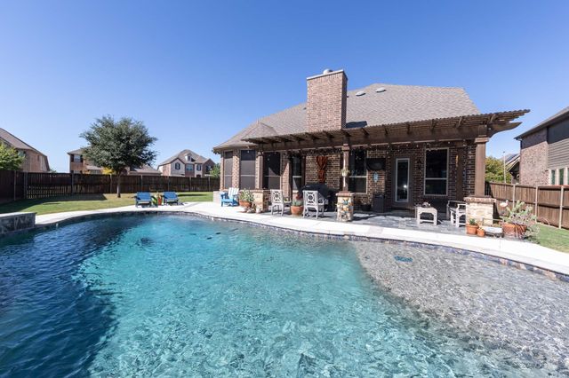 4500 Periwinkle Drive, Mansfield, TX 76063