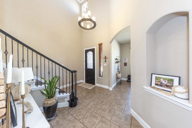 4500 Periwinkle Drive, Mansfield, TX 76063