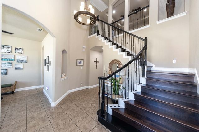 4500 Periwinkle Drive, Mansfield, TX 76063