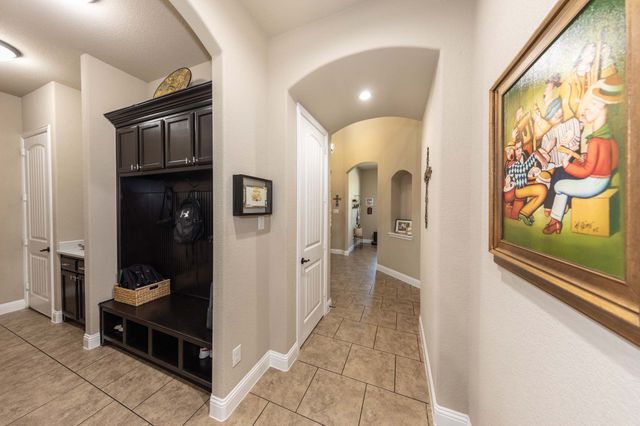 4500 Periwinkle Drive, Mansfield, TX 76063